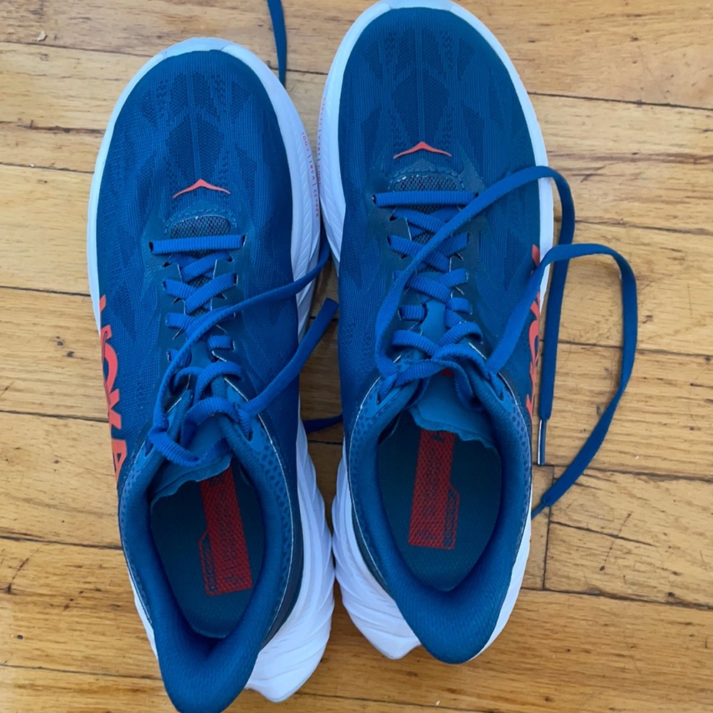 Hoka Carbon X 2